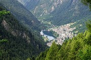 19 Vista su Carona e il suo lago